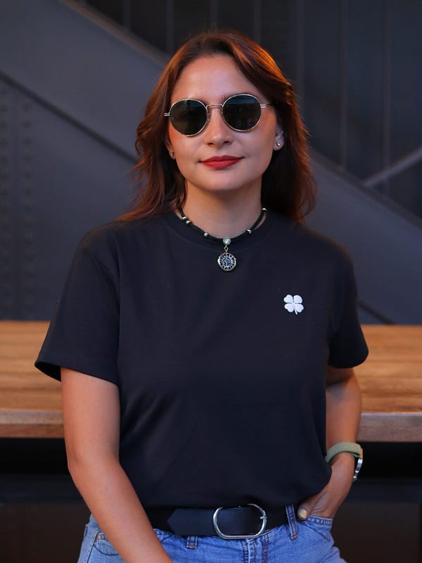 Camiseta Trebol DCL Negra